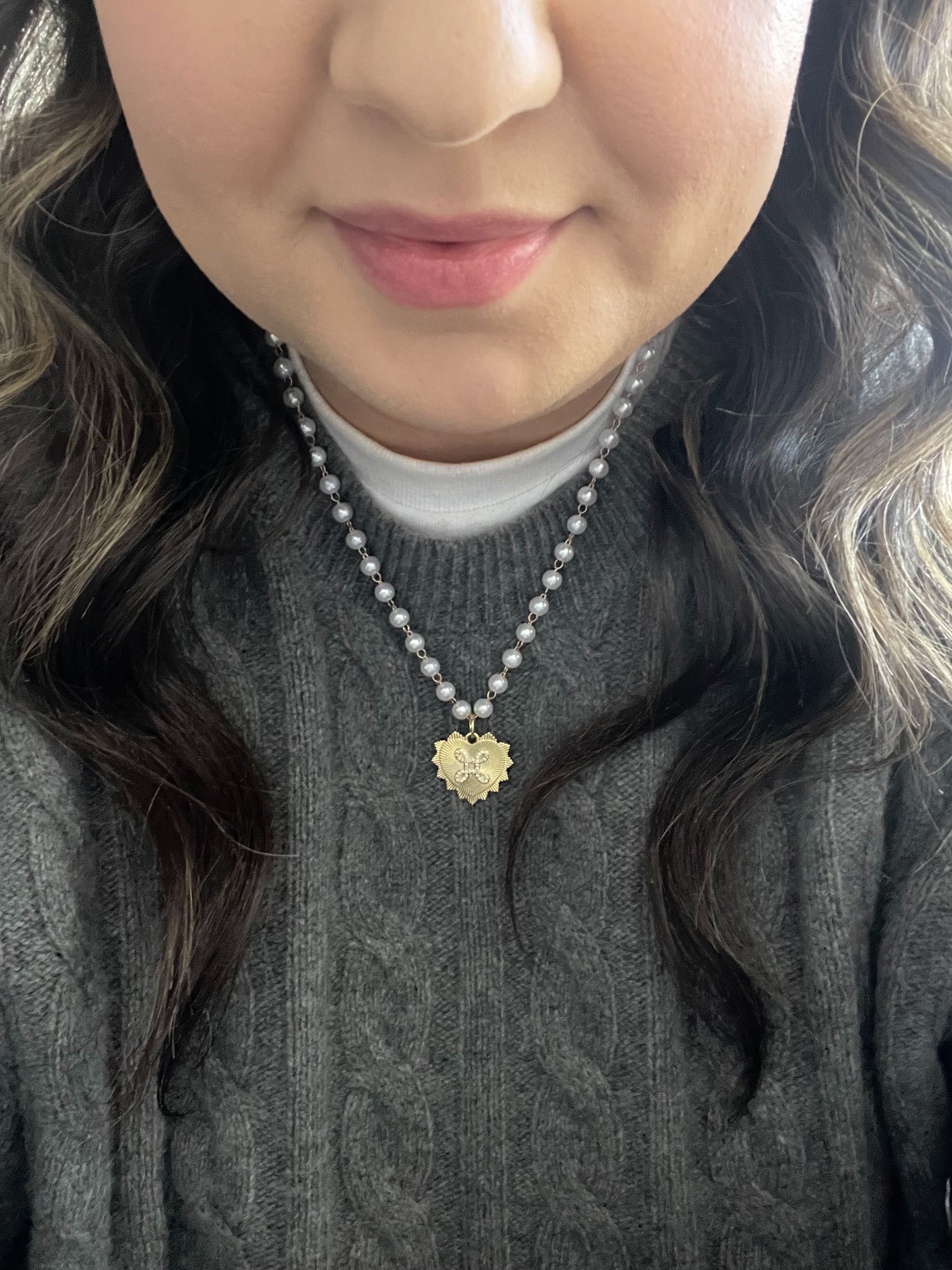 the pearl chain heart necklace